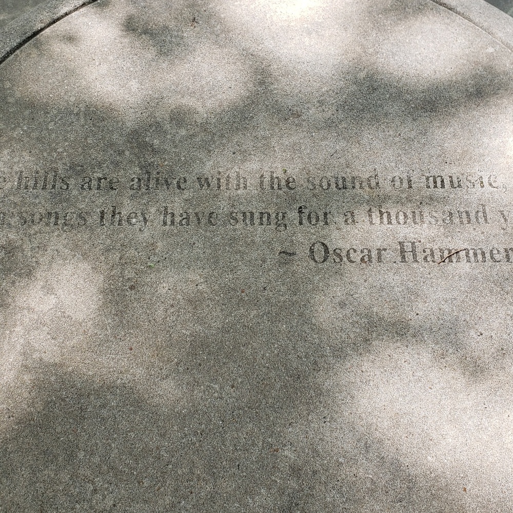 Meet your Posher, Becky